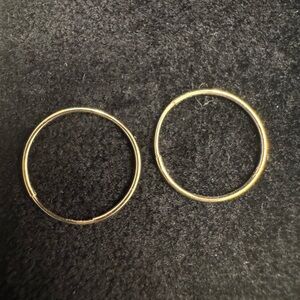 Kay Jewelers Classic Solid 14k Gold Hoop Earrings